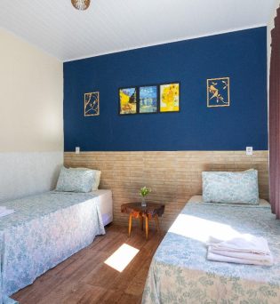 Quarto Standard - Tiê Sangue e Bicudinho do Brejo 4