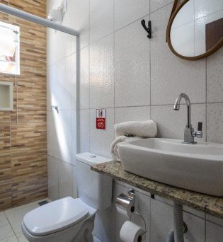 Quarto Standard - Tiê Sangue e Bicudinho do Brejo 6